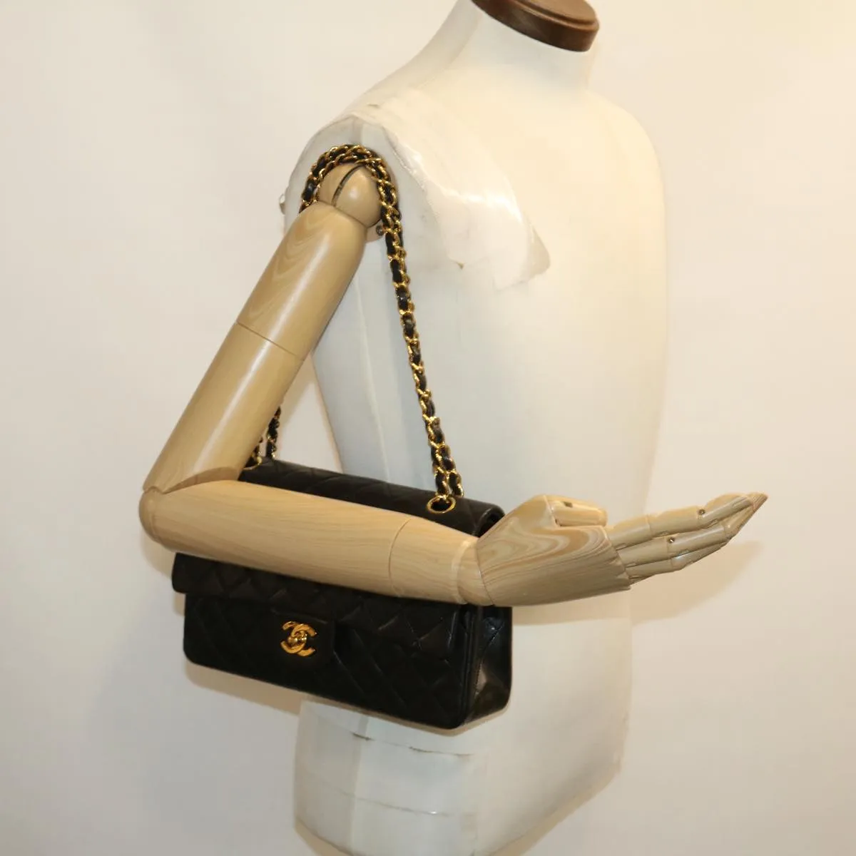 CHANEL Classic Matelasse 25 Chain Flap Shoulder Bag Lamb Skin Black 29962A