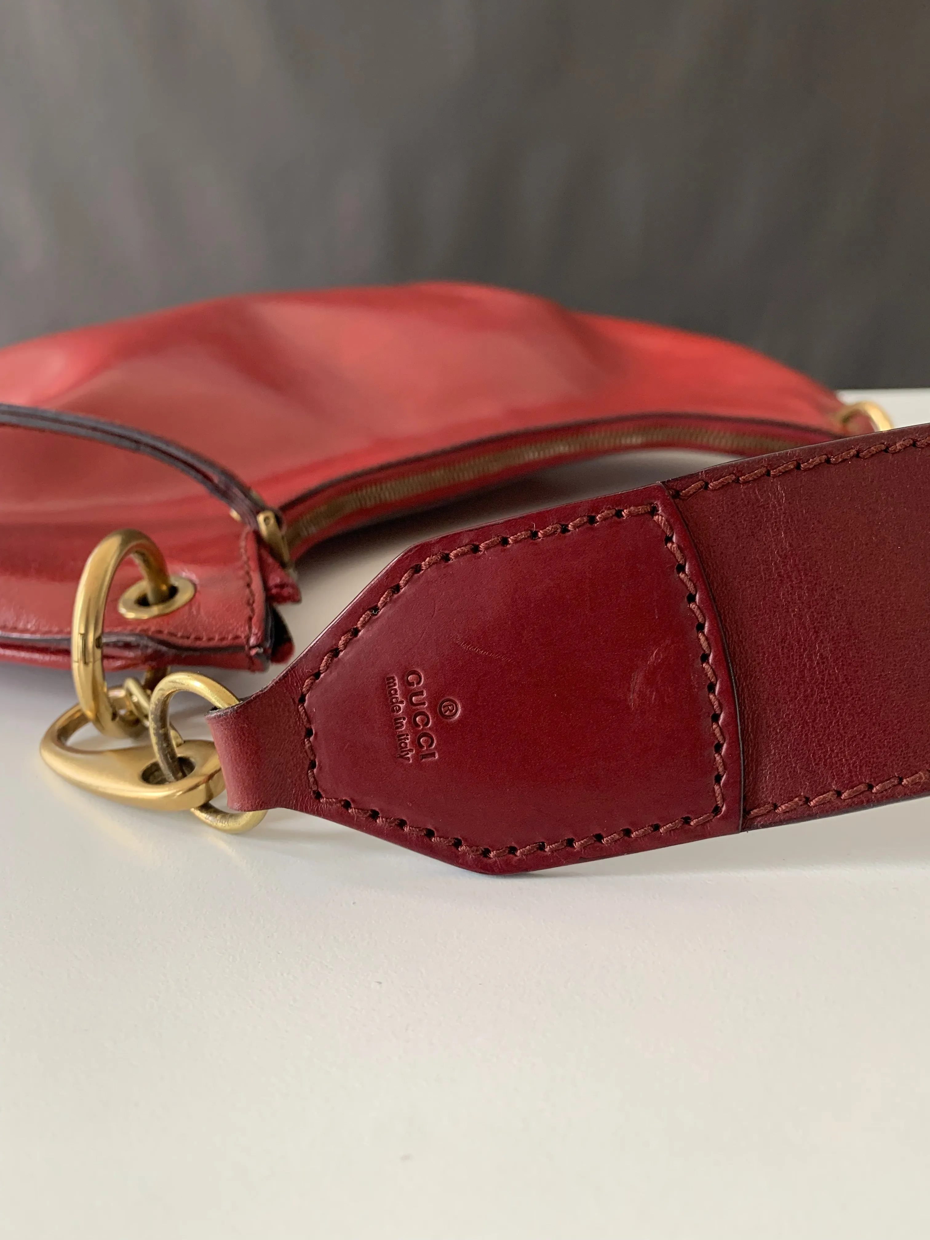 <b> GUCCI</b> <br>Half Moon Hobo Bag