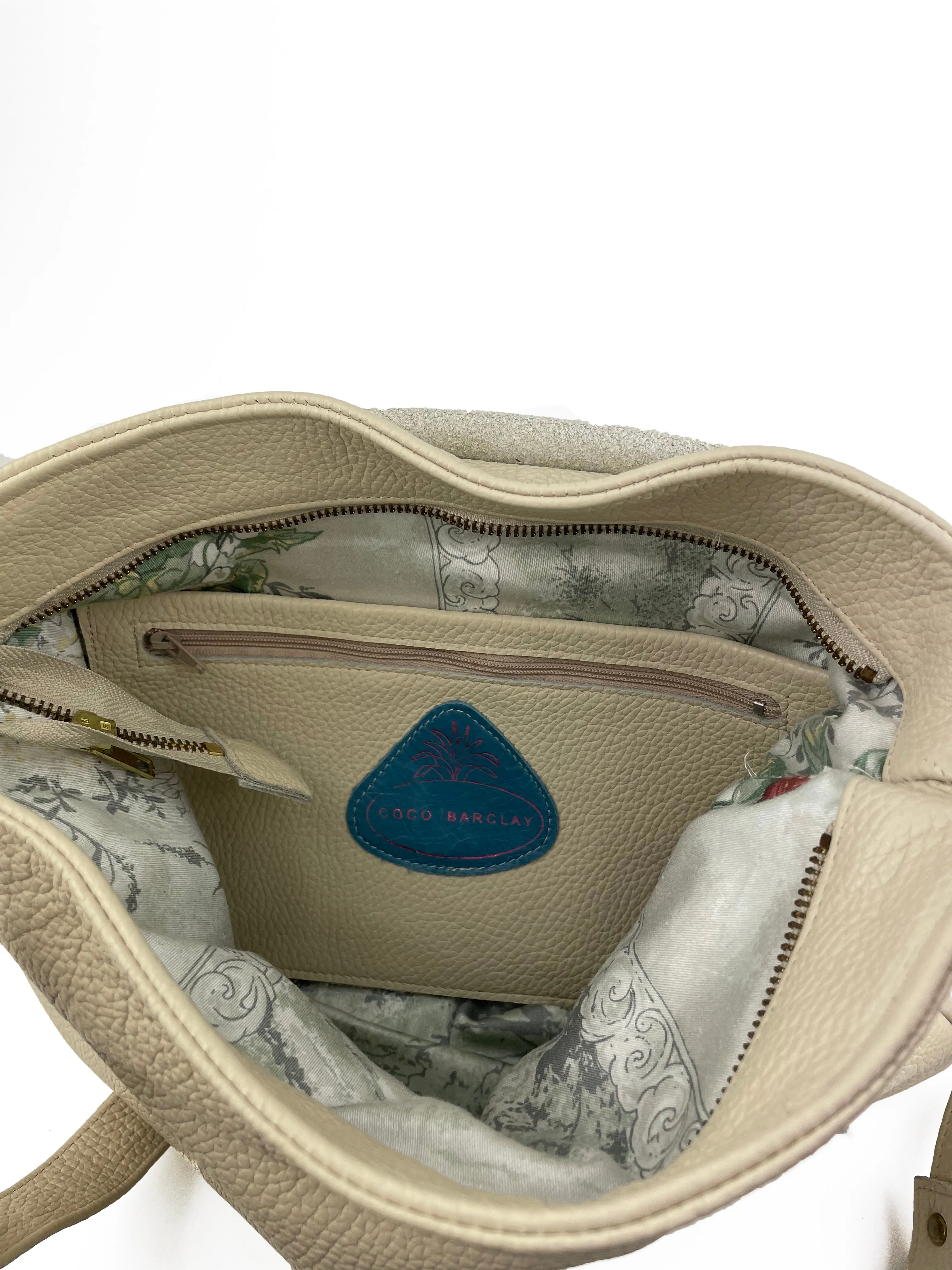 Minny Satchel  in cream pebble leather